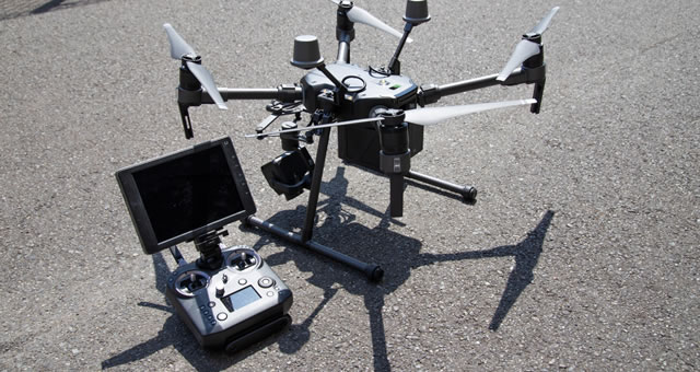 原則当スクールの機体をご使用いただきます